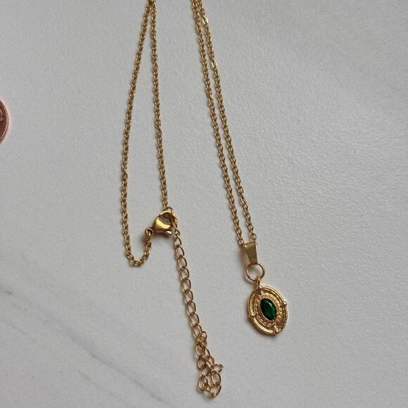 Women's Gold Metal Chain Necklace - Picture 1 of 4